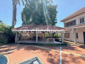 Efiedwam_4-Bdrm Home with Pool & Extra Land for Sale - Tesano, Accra