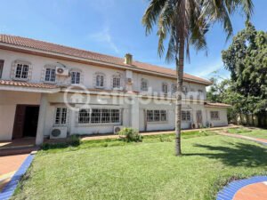 Efiedwam_4-Bdrm Home with Pool & Extra Land for Sale - Tesano, Accra