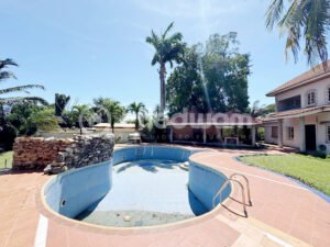 Efiedwam_4-Bdrm Home with Pool & Extra Land for Sale - Tesano, Accra